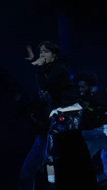 Army, mira J-HOPE en Cineplanet